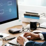 how to manage distributed teams